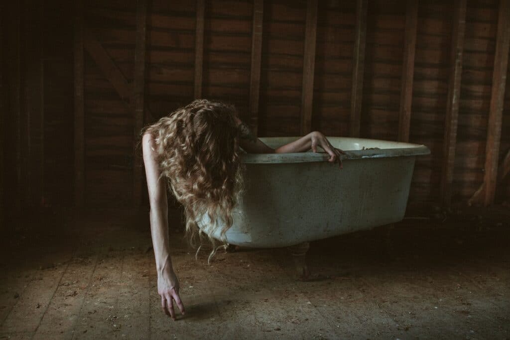 Abandoned America Intimate Portrait Photography By Justin Sellers Jesslyn 7