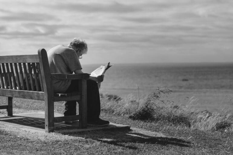 Shooting The Breeze Mistero Letterario Cortometraggio Di Clifford Beal